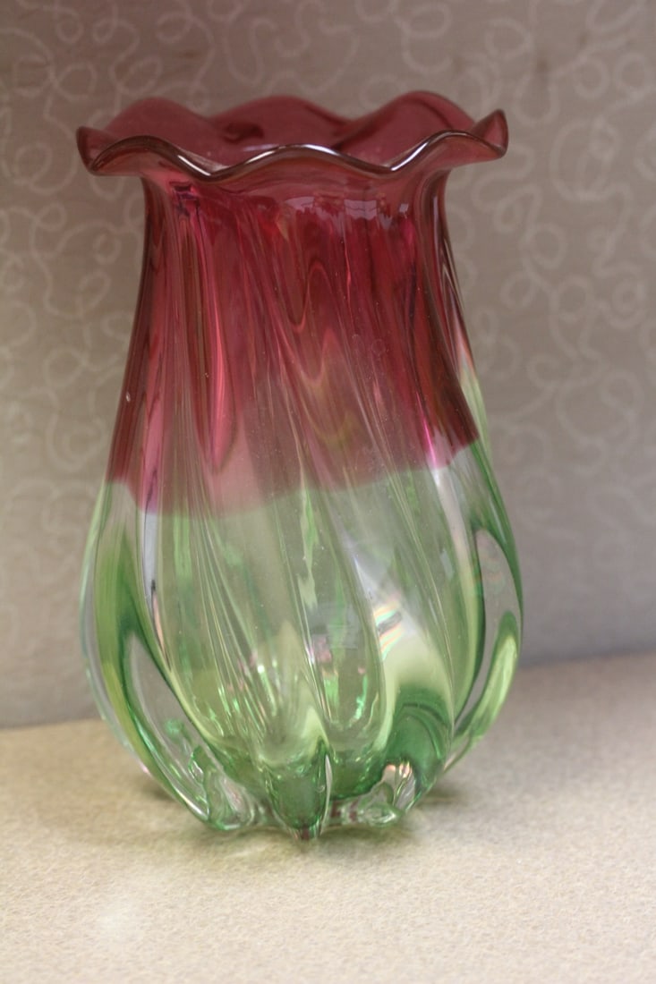 Art Glass Vase - 4
