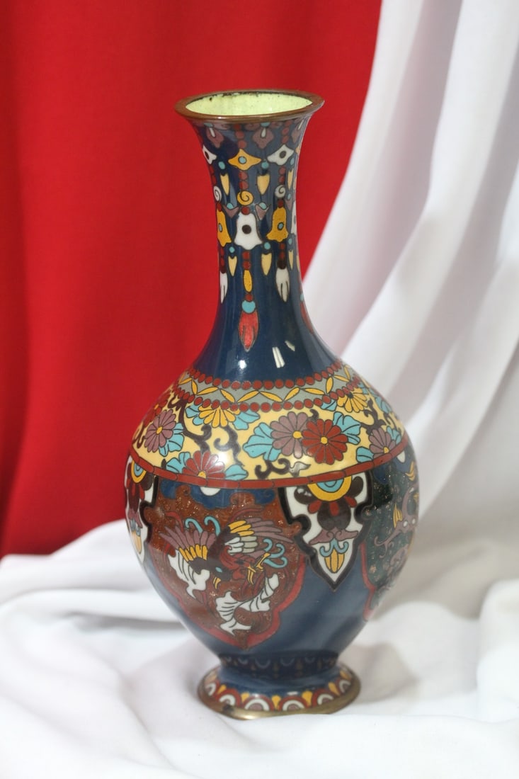 An Antique Japanese Cloisonne Vase - 5
