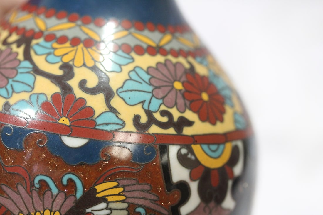 An Antique Japanese Cloisonne Vase - 9
