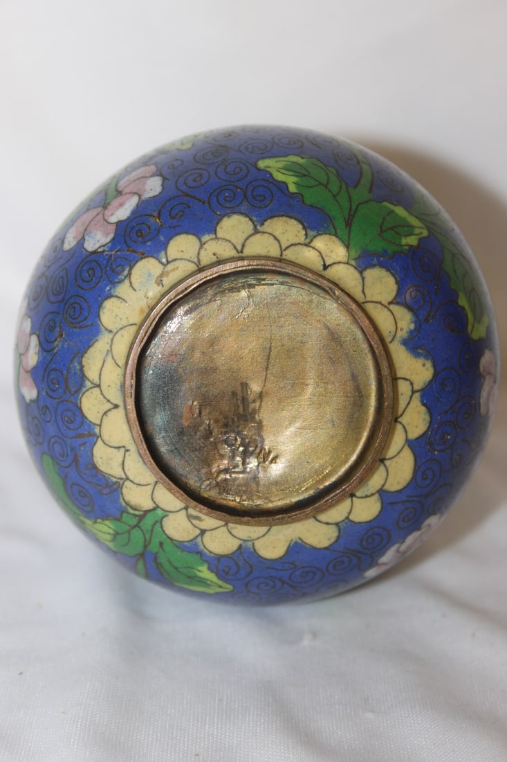 Antique Chinese Cloisonne Vase - 2