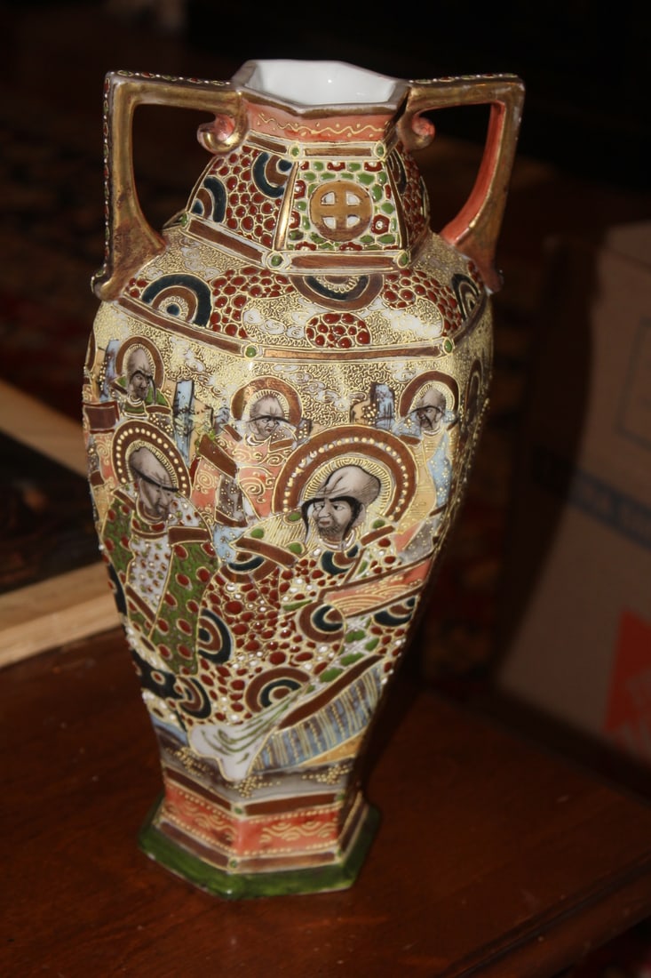 Antique Important Signed Japanese Moriage Vase - 3