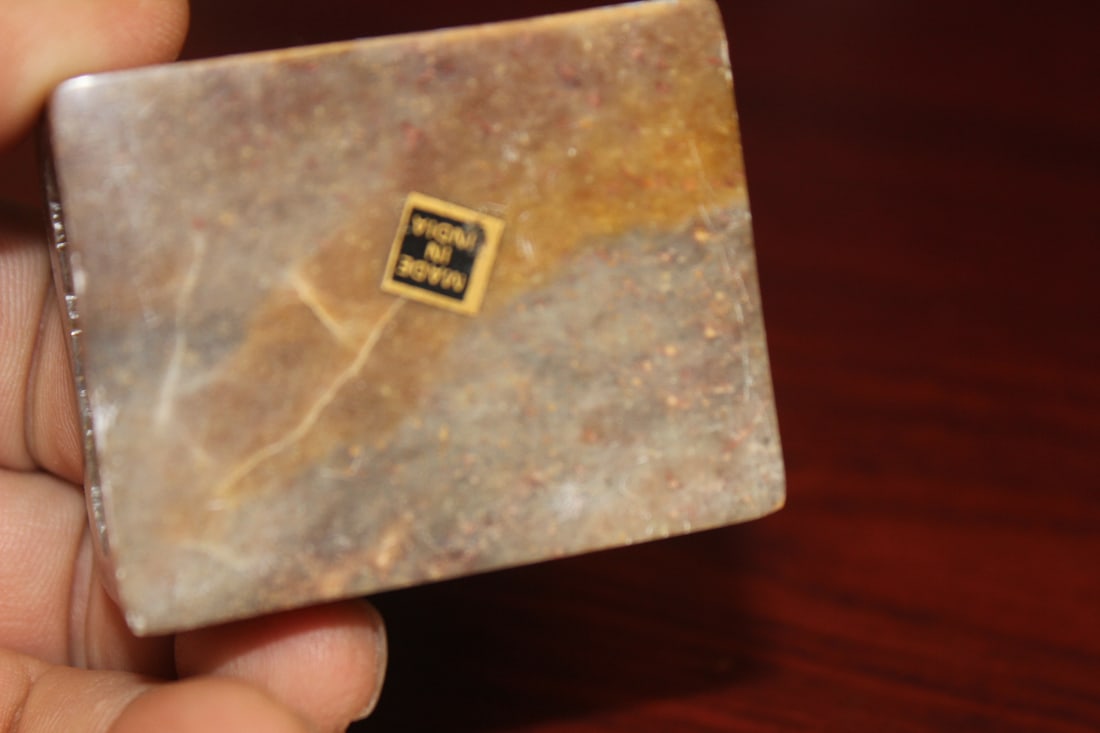 An Inlaid Soapstone Trinket Box - 8