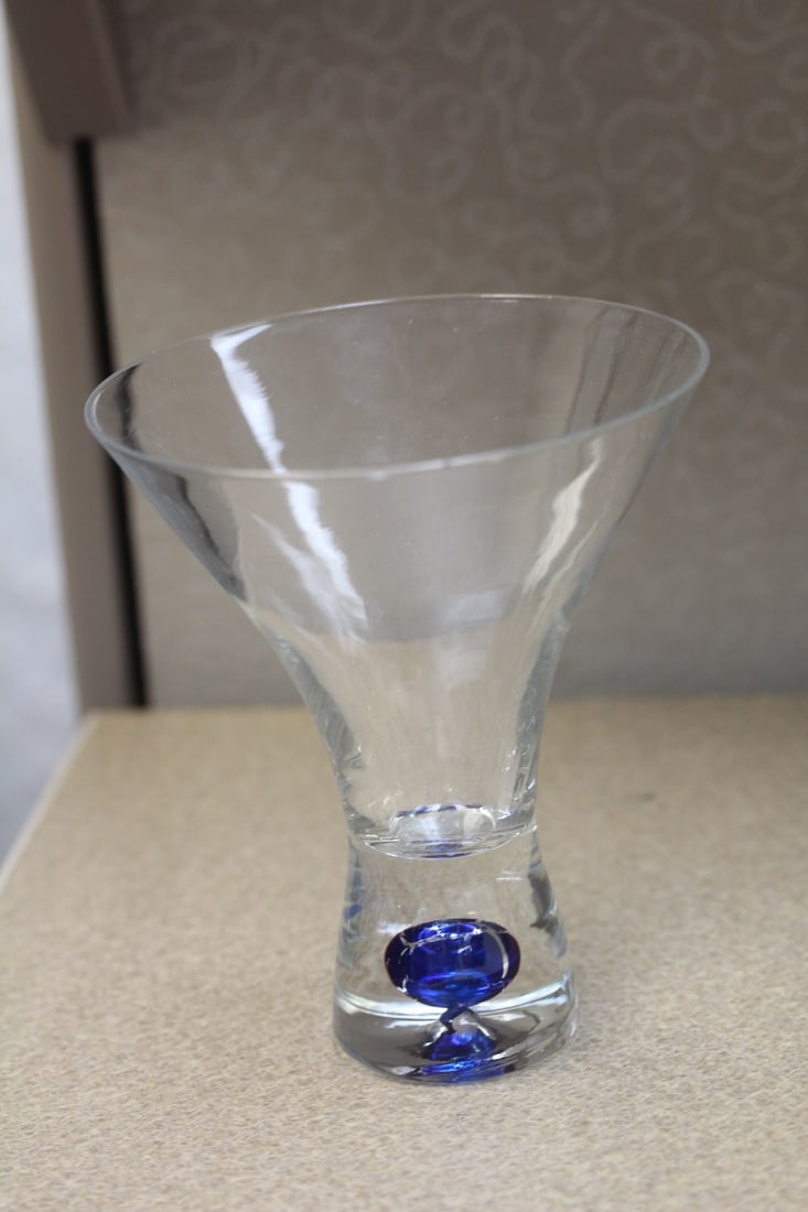 Decorative Art Glass Cup - 3