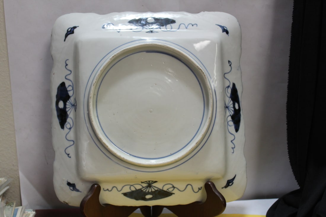 An Antique Japanese Square Tray - 6