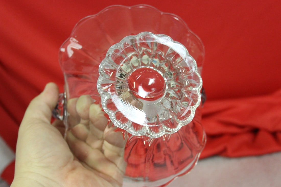 A Glass Basket - 4