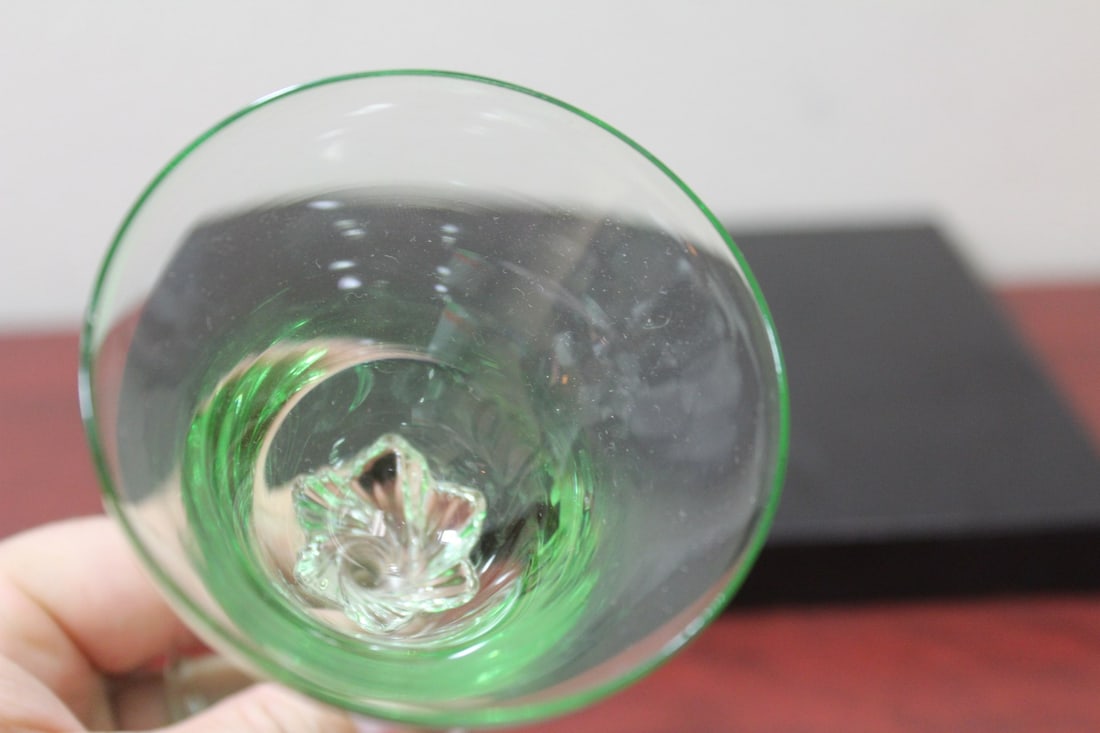 A Green Artglass Goblet - 5