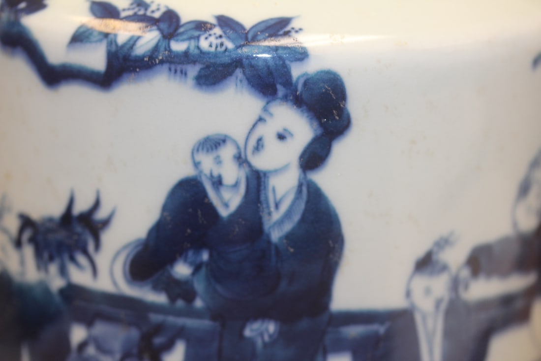 Chinese Blue and White Porcelain Bottle - 6