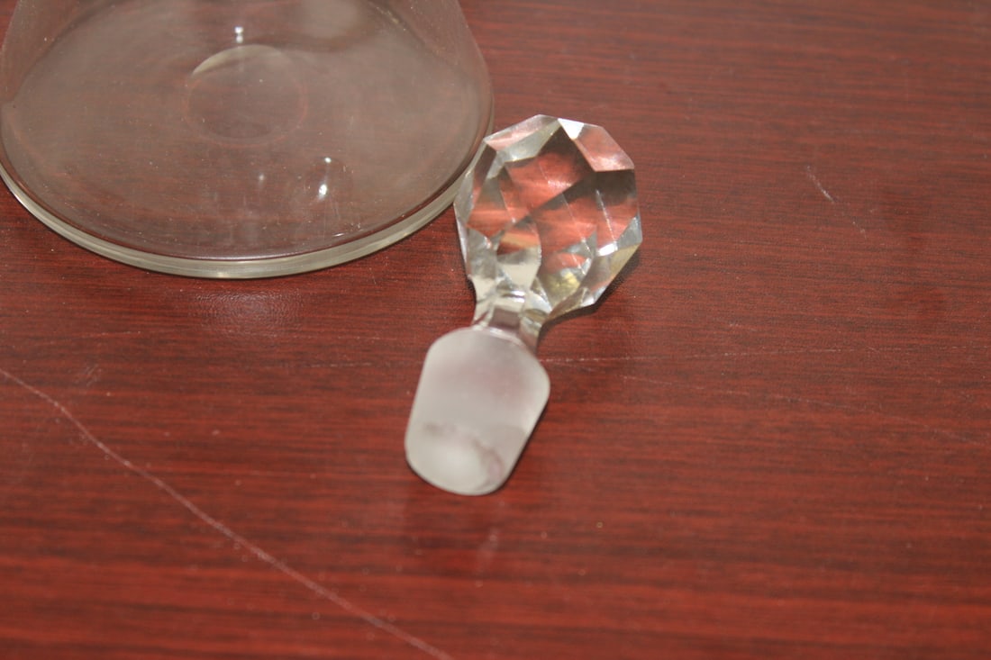 A Cruet - 4