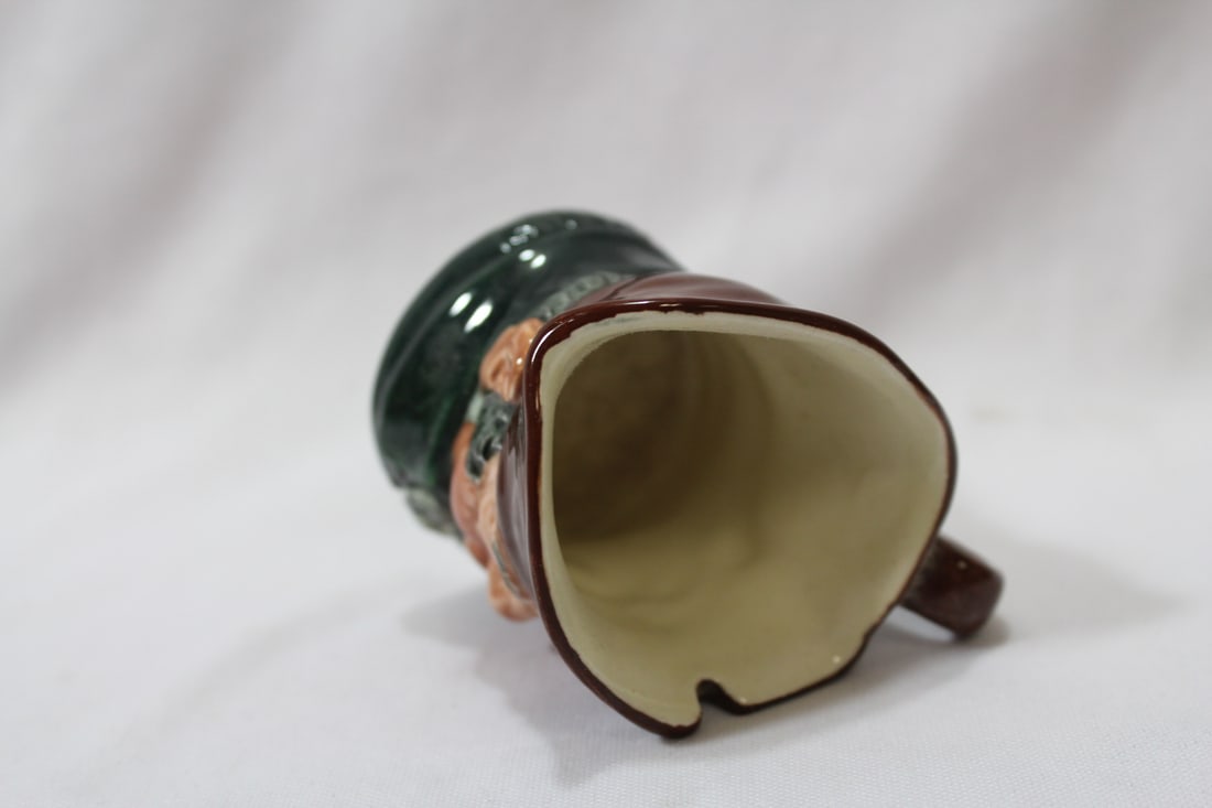 A Royal Doulton Miniature Mug - 3