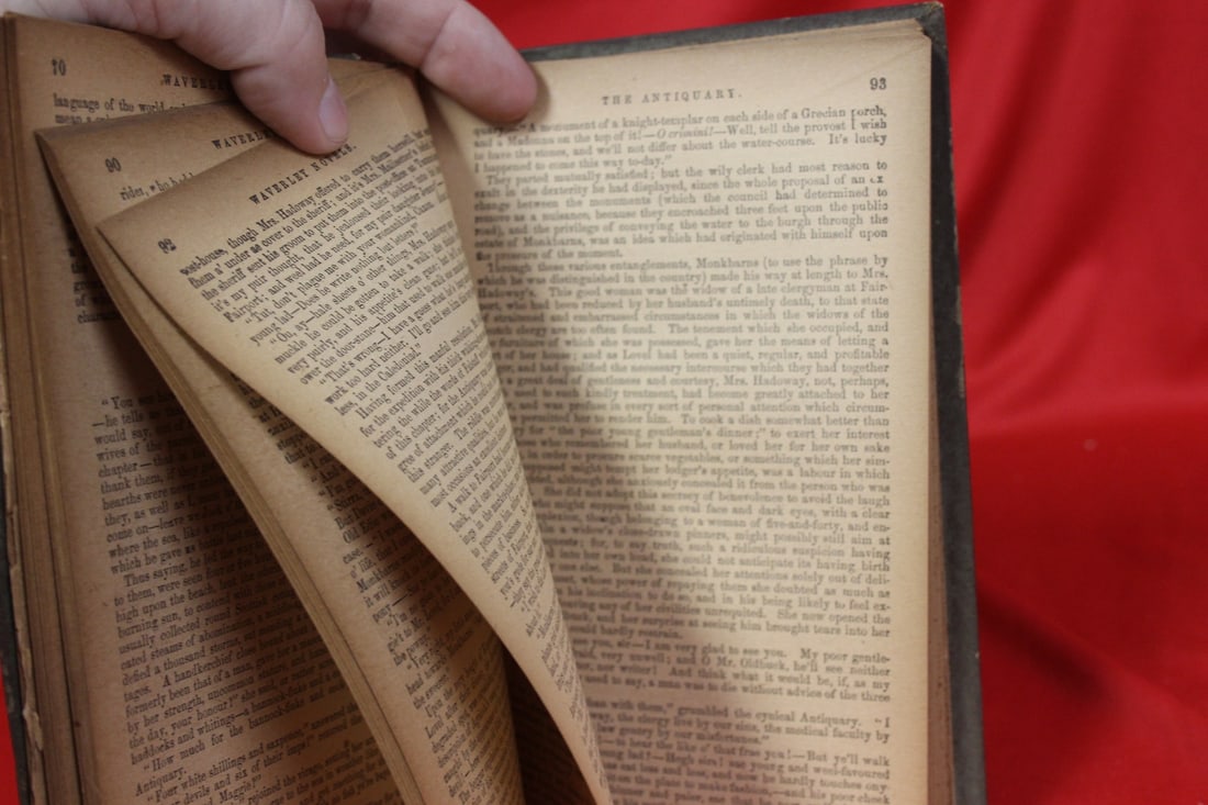 Hardcover Book - Arlington Edition Antiguary - 5