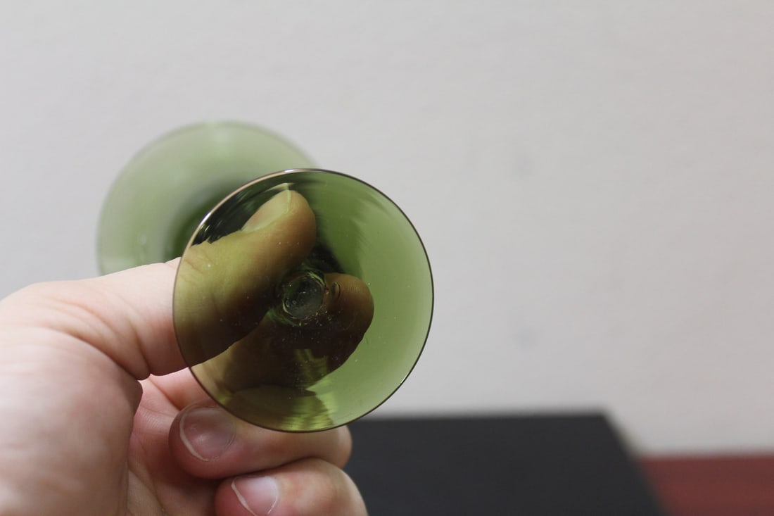 A Green Artglass Goblet - 5