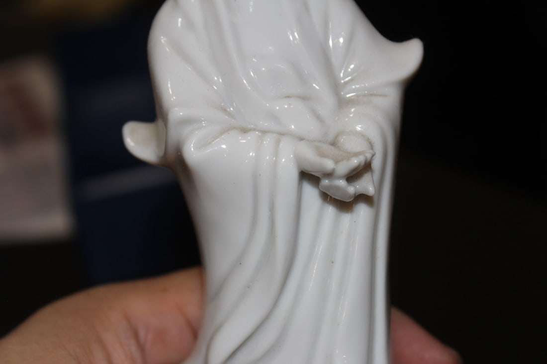 Chinese Blanc de Chine Kwan Yin - 6