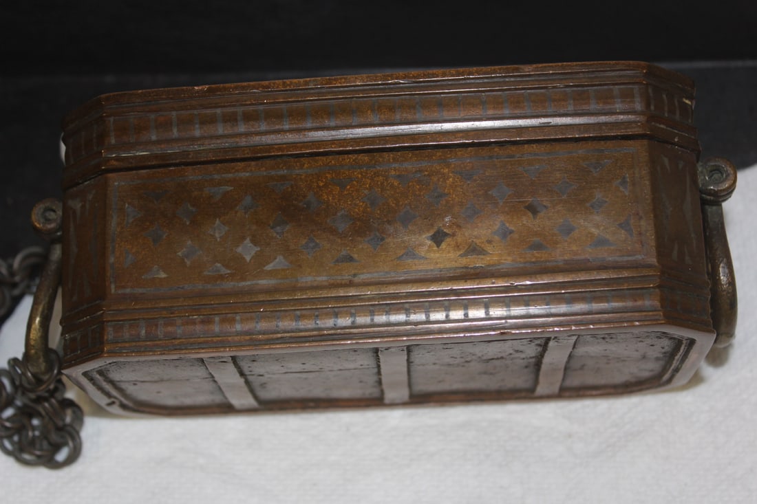 Bronze Betel Nut Box - 9