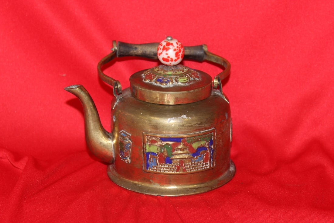 An Antique/Vintage Brass Chinese Teapot - 2