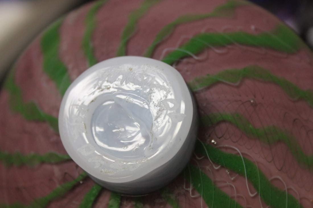 An Art Glass Bowl - 5