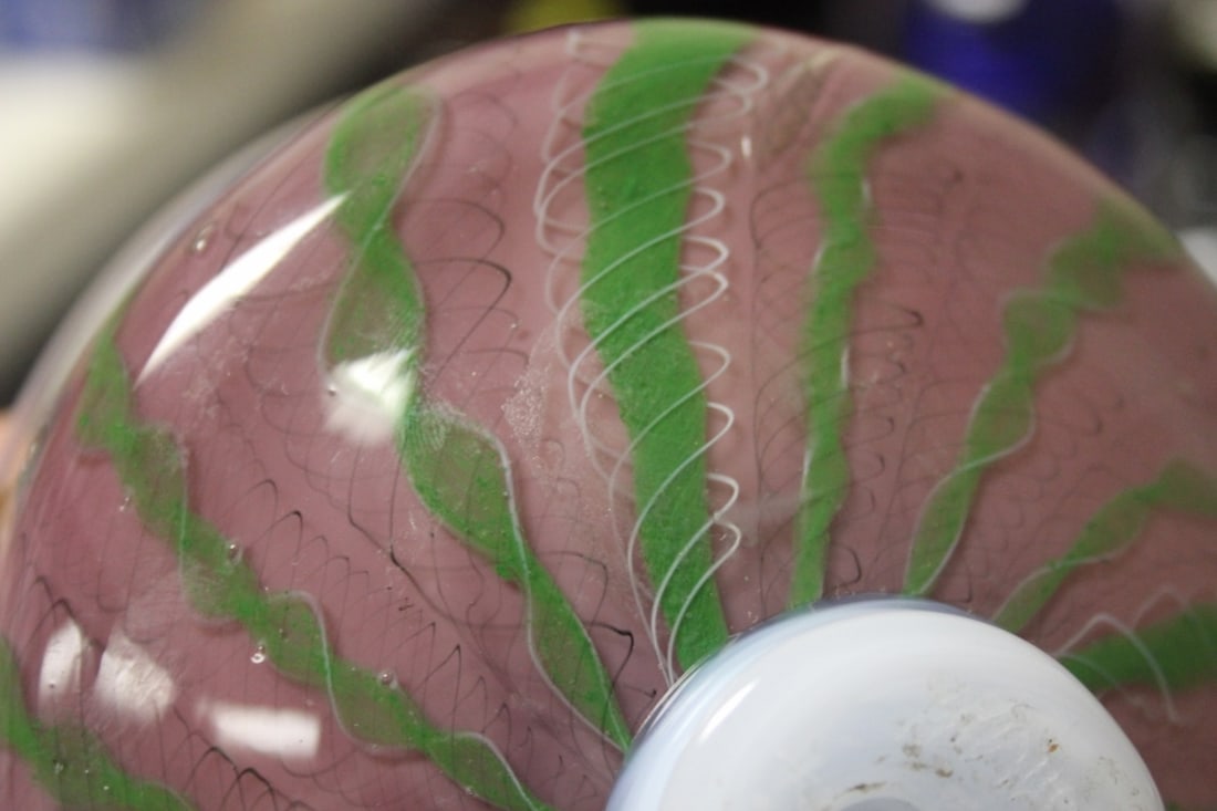 An Art Glass Bowl - 6