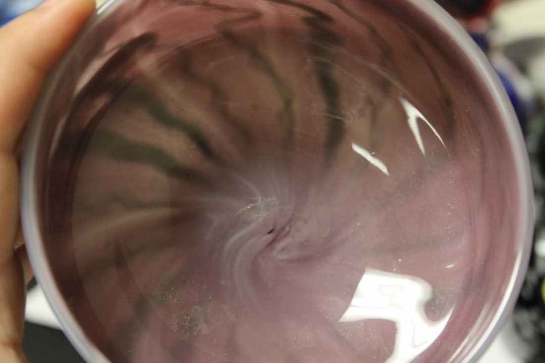 An Art Glass Bowl - 7