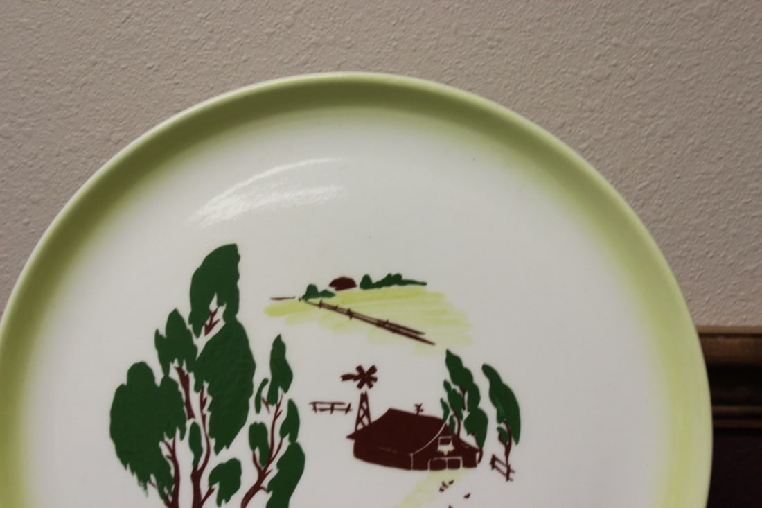 A Midcentury Modern Brock Charger - 3