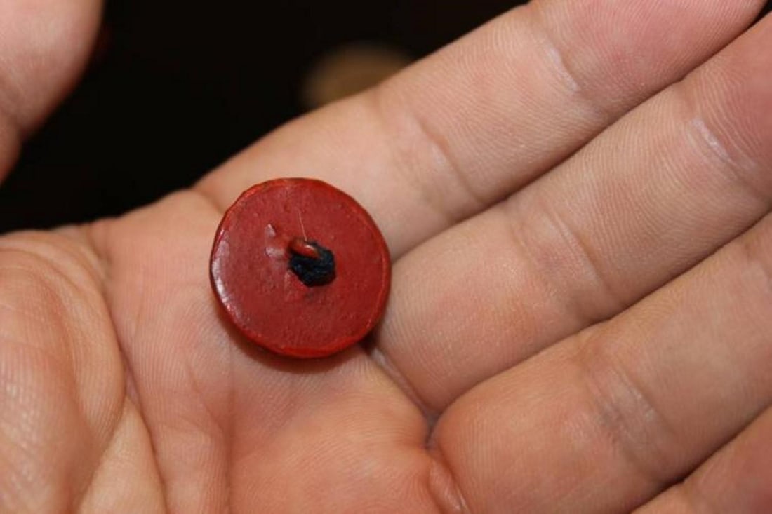 Lot of 3 Cinnabar Chinese Buttons - 8