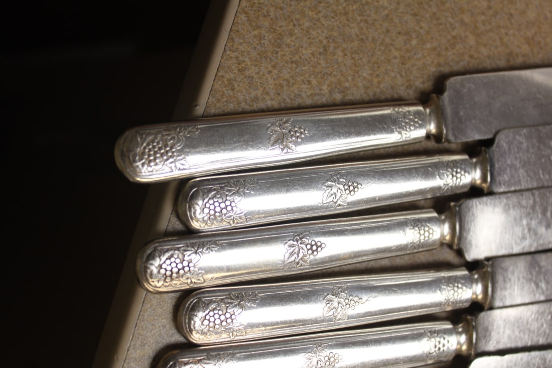 Set of 6 Butter Knives - 2