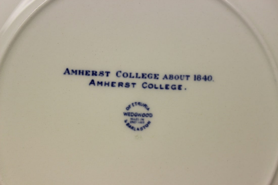 A Wedgwood Amherst College Plate - 10