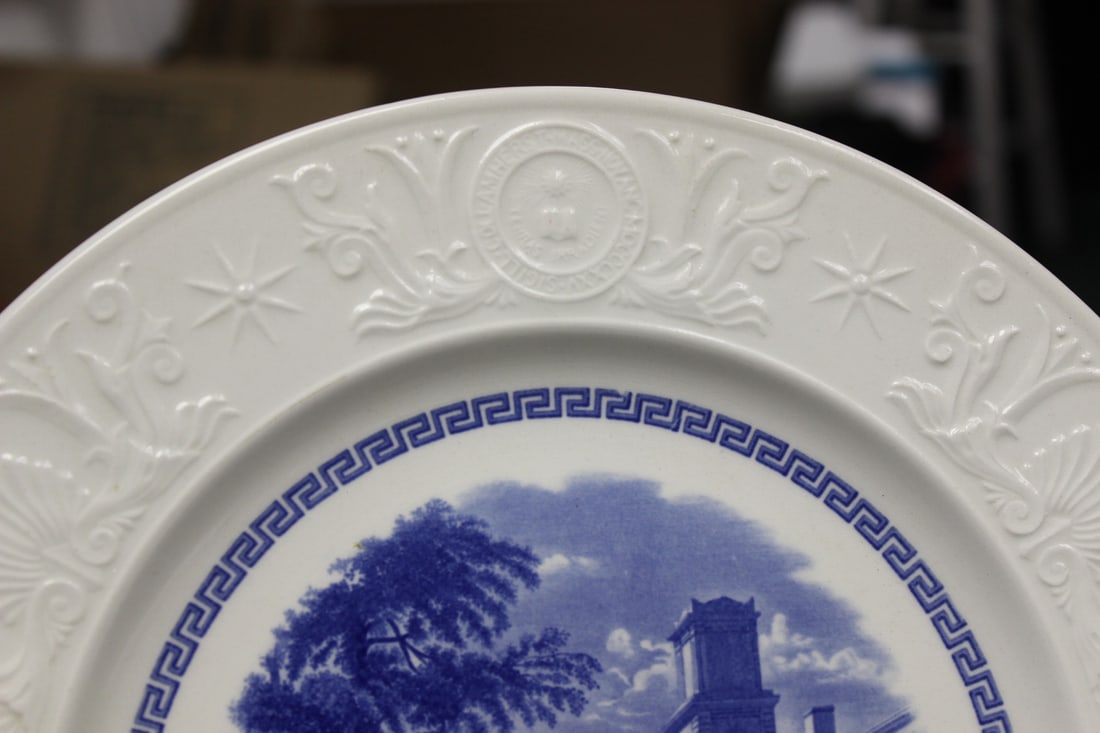 A Wedgwood Amherst College Plate - 3