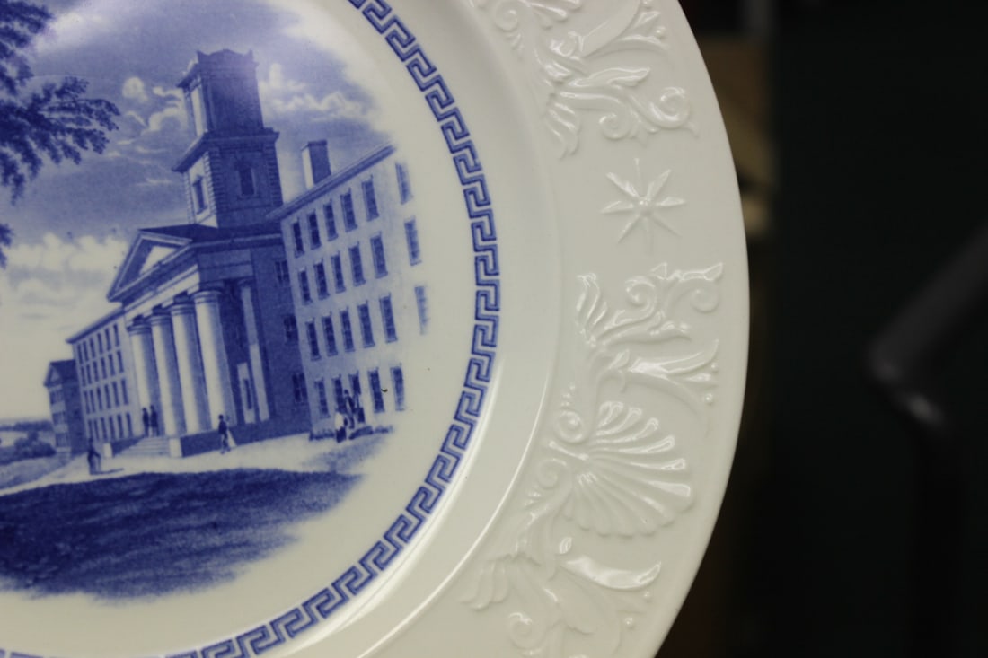 A Wedgwood Amherst College Plate - 8