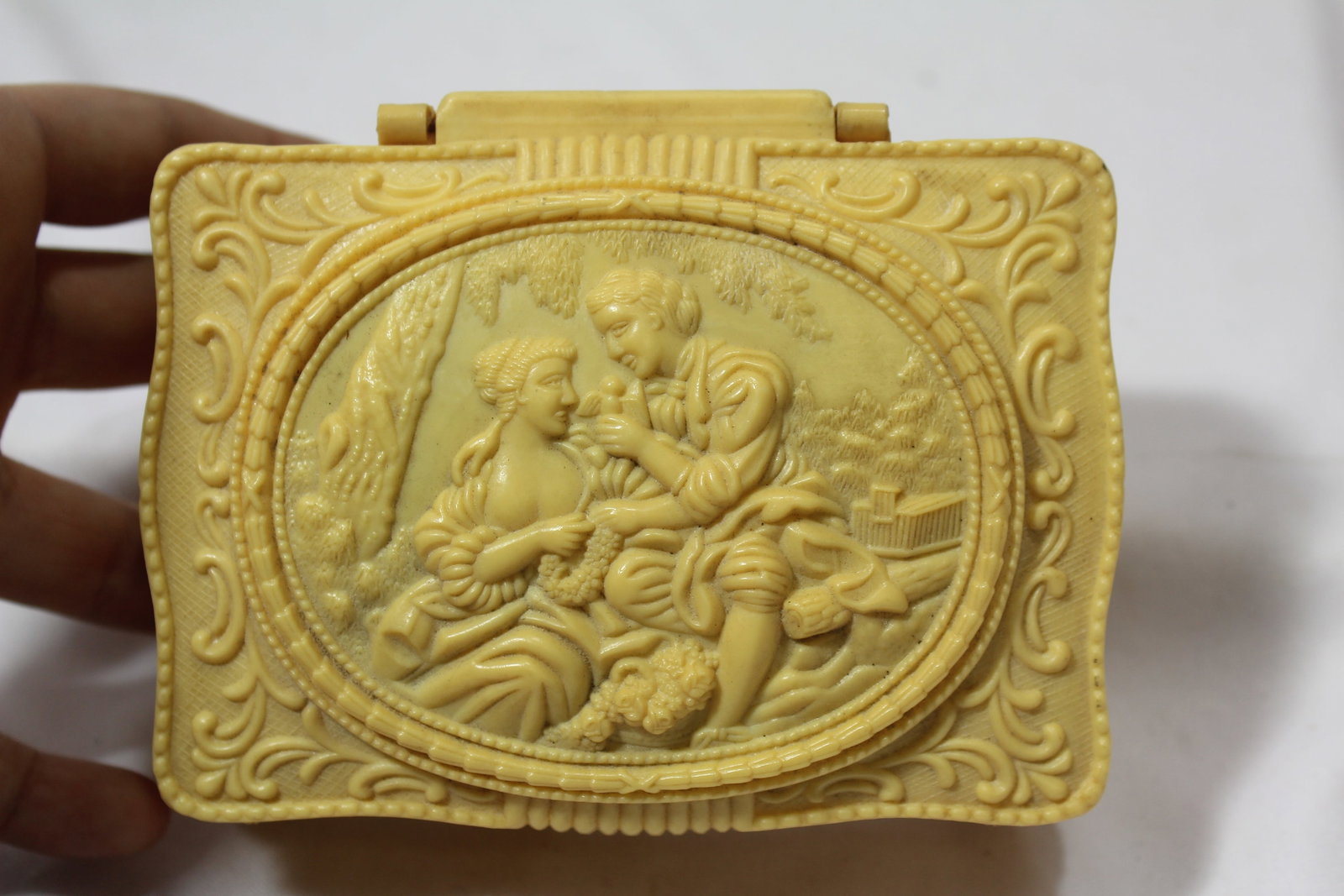 A Celluloid Jewelry Box - 2