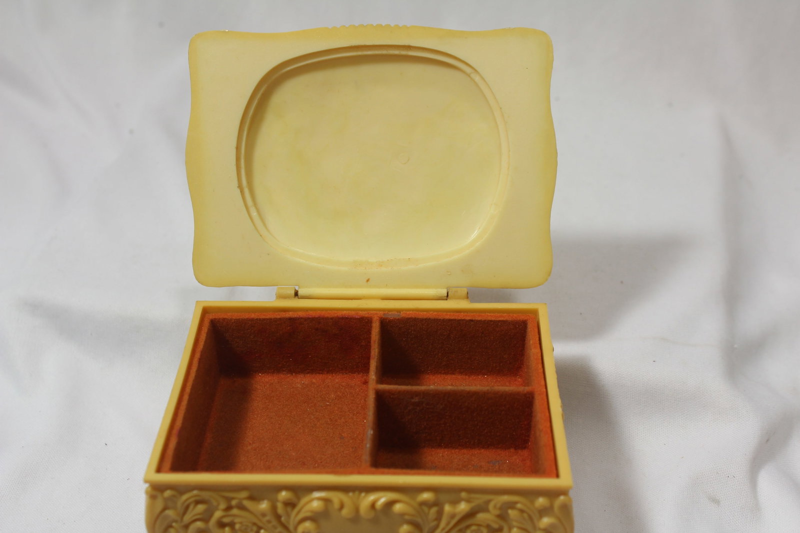 A Celluloid Jewelry Box - 3