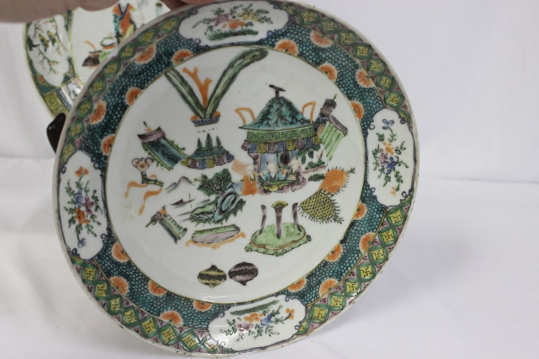 Lot of Two Antique Famille Verte? Plates - 3