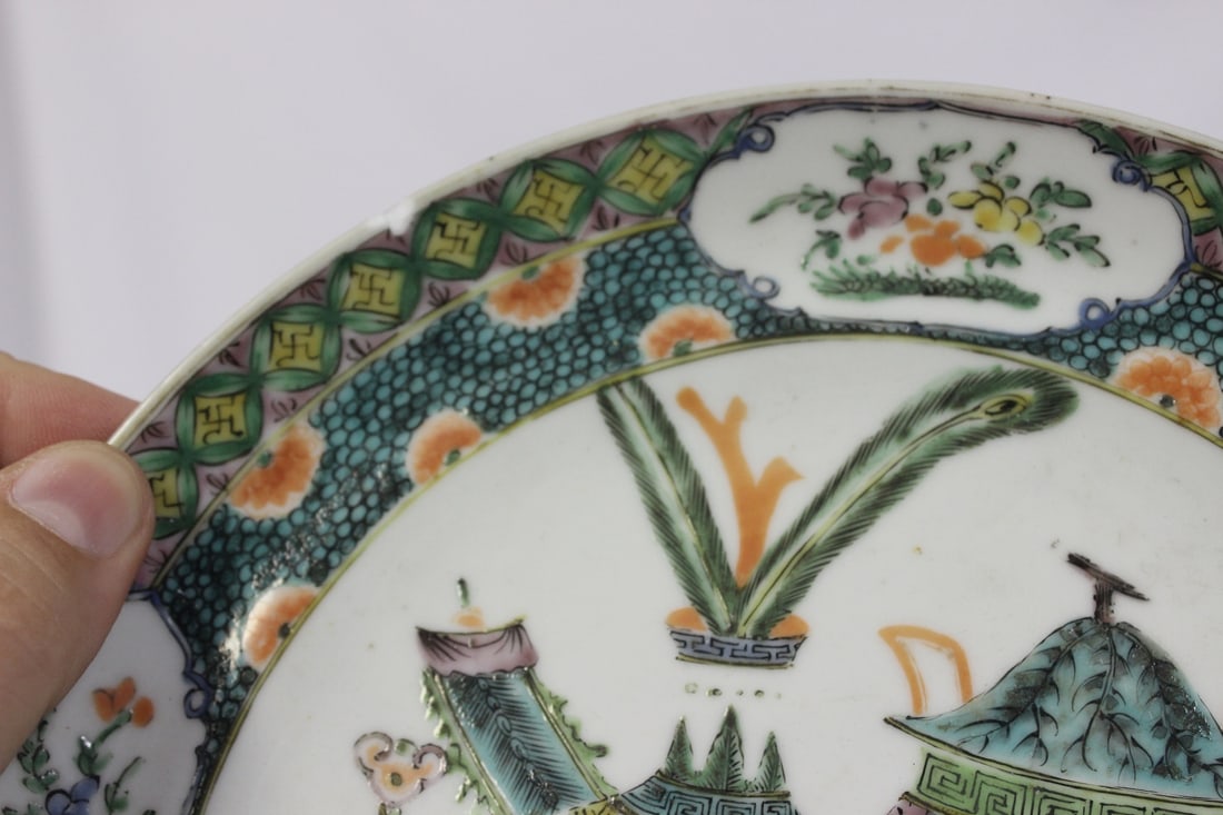 Lot of Two Antique Famille Verte? Plates - 6
