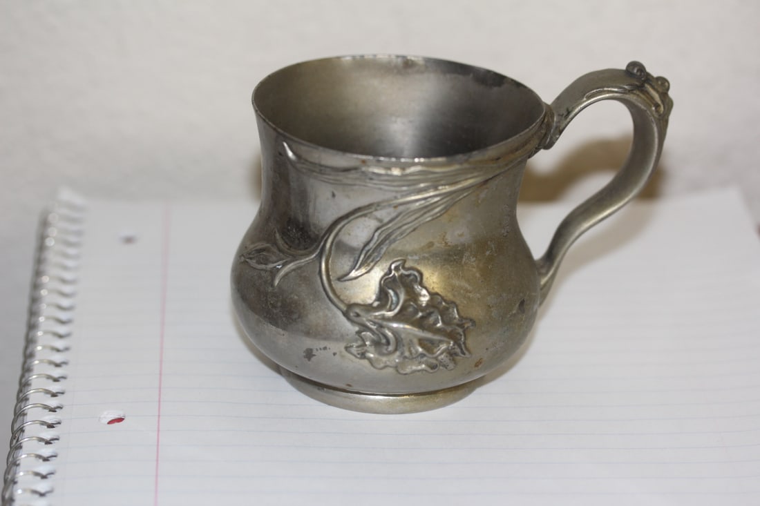 Ornate Silverplate Cup: 2 3/4" tall