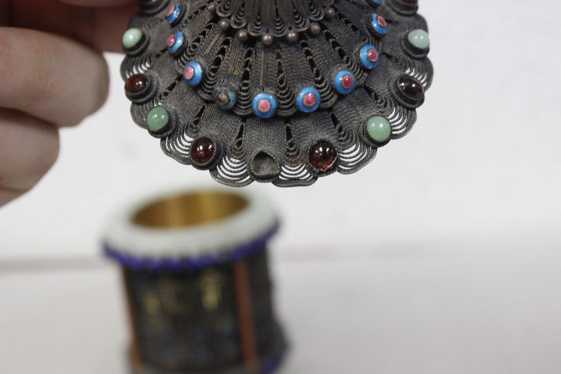 An Antique Chinese Silver and Jade Tea Caddy - 6