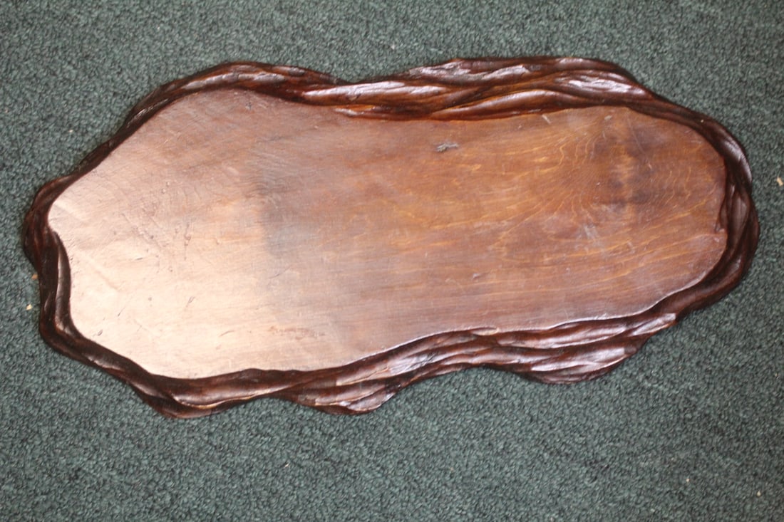 Vintage Flat Wood Stand: 15 1/2" long