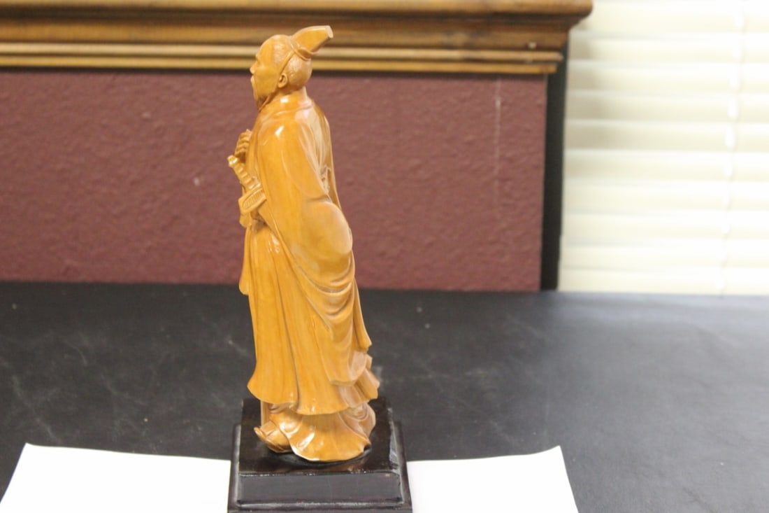 A Well Carved Box Wood Chinese Emperor on Stand - 6