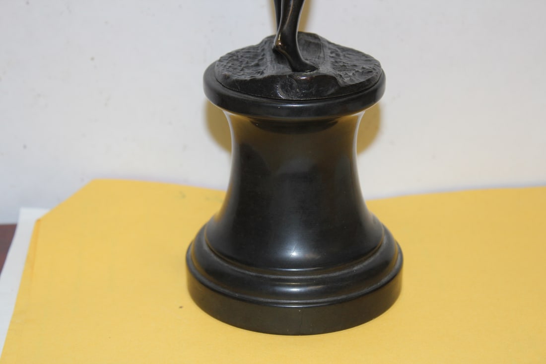 A Garanti Bronze Nude Statue - 10