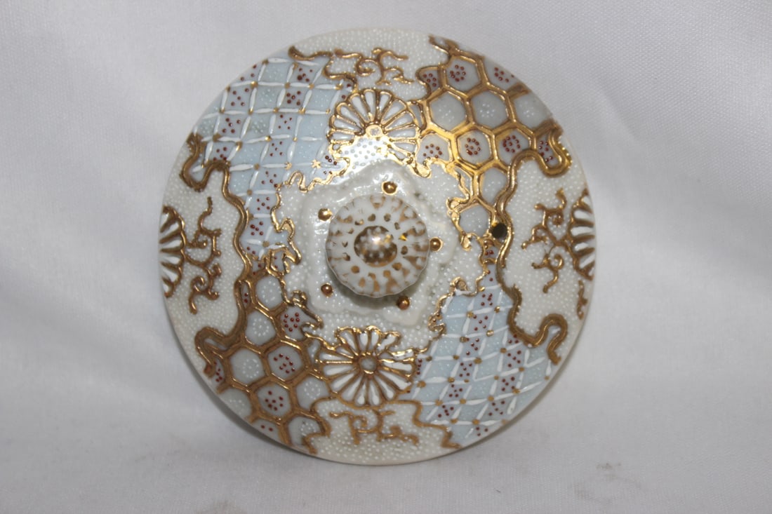 A Japanese Artist Signed Teapot - 4