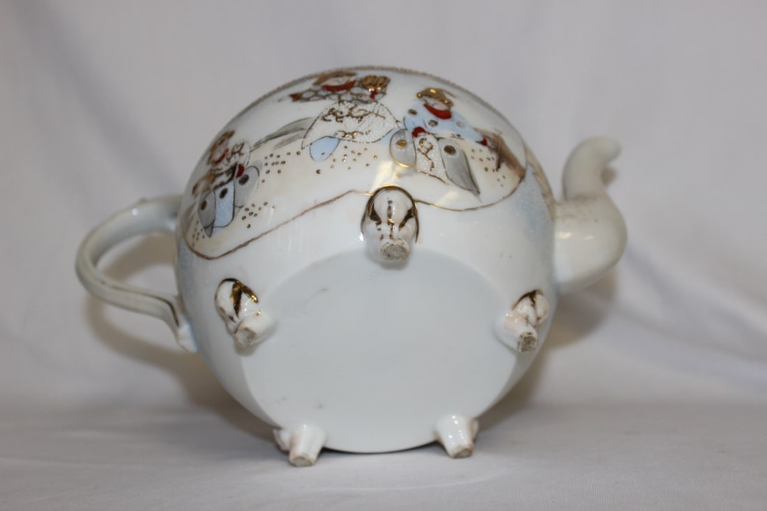 A Japanese Artist Signed Teapot - 8