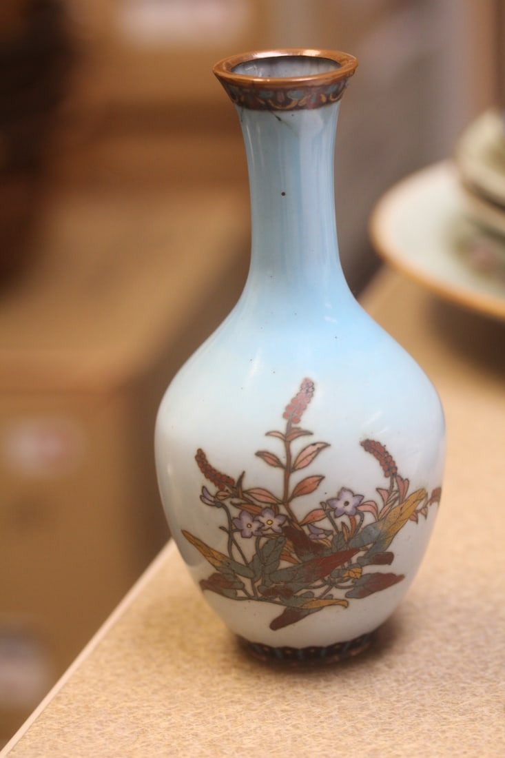 Antique Small Japanese Cloisonne Vase - 3