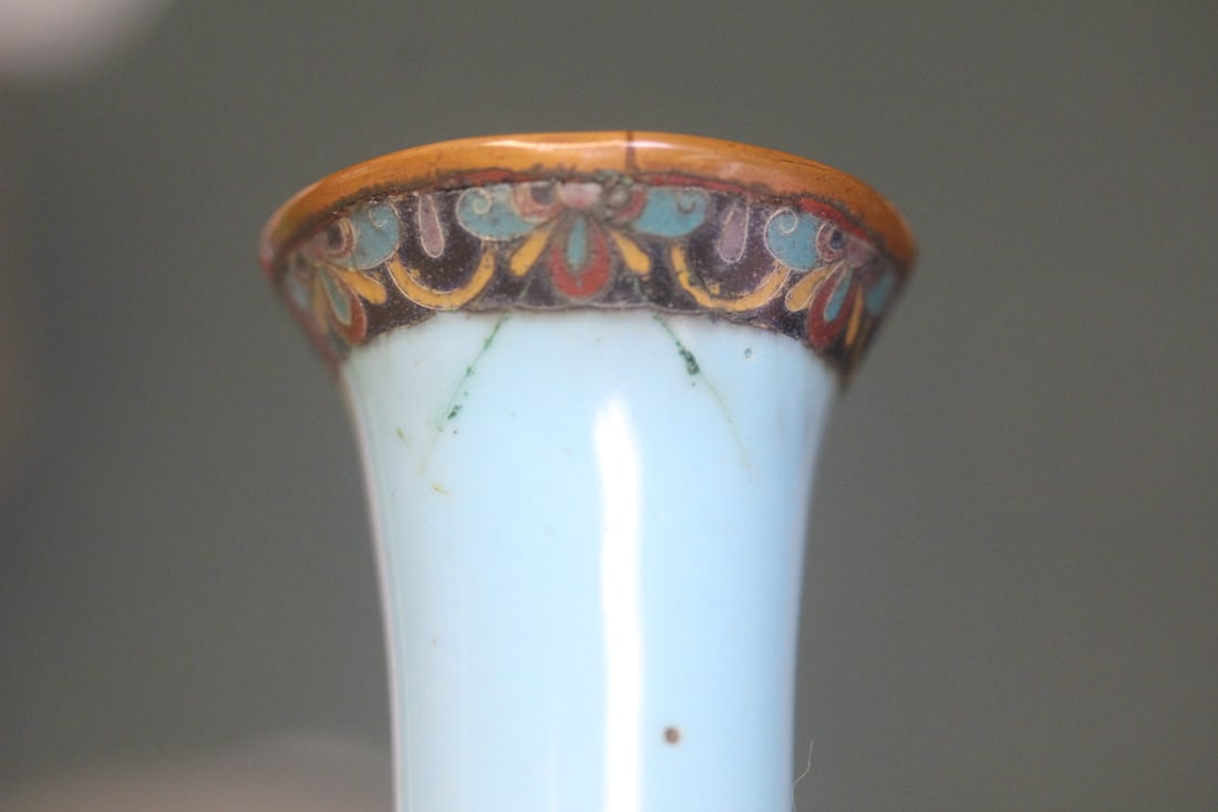 Antique Small Japanese Cloisonne Vase - 4