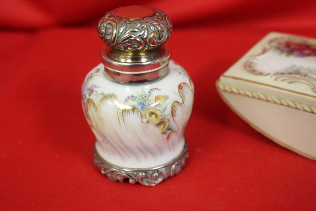 A Desk Set With Sterling Knob - 2