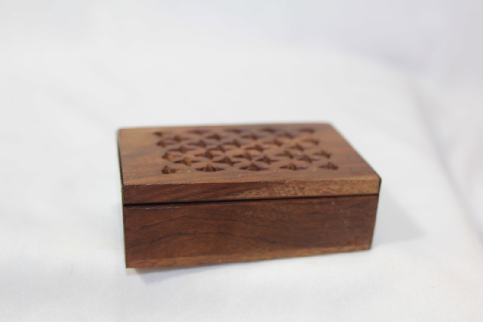 Exotic Wood Trinket Box: maybe a cricket cage? - 2 5/8" long - inlaid