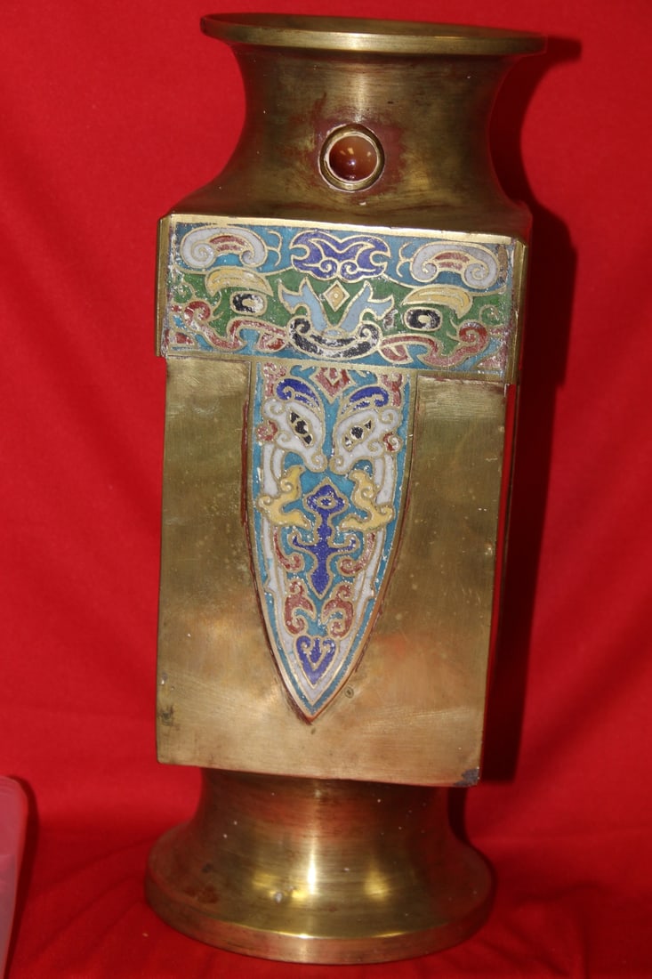 A Chinese/Asian Vintage Brass/Bronze Vase - 3
