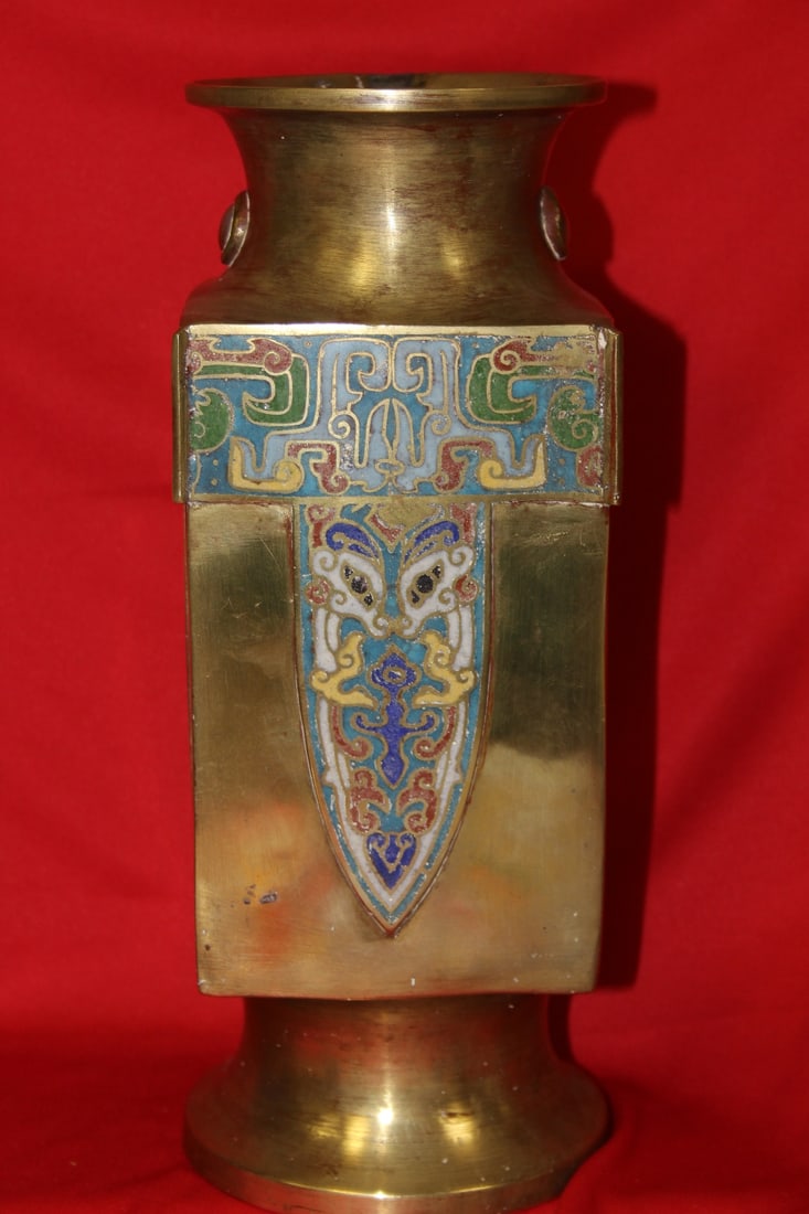 A Chinese/Asian Vintage Brass/Bronze Vase - 4