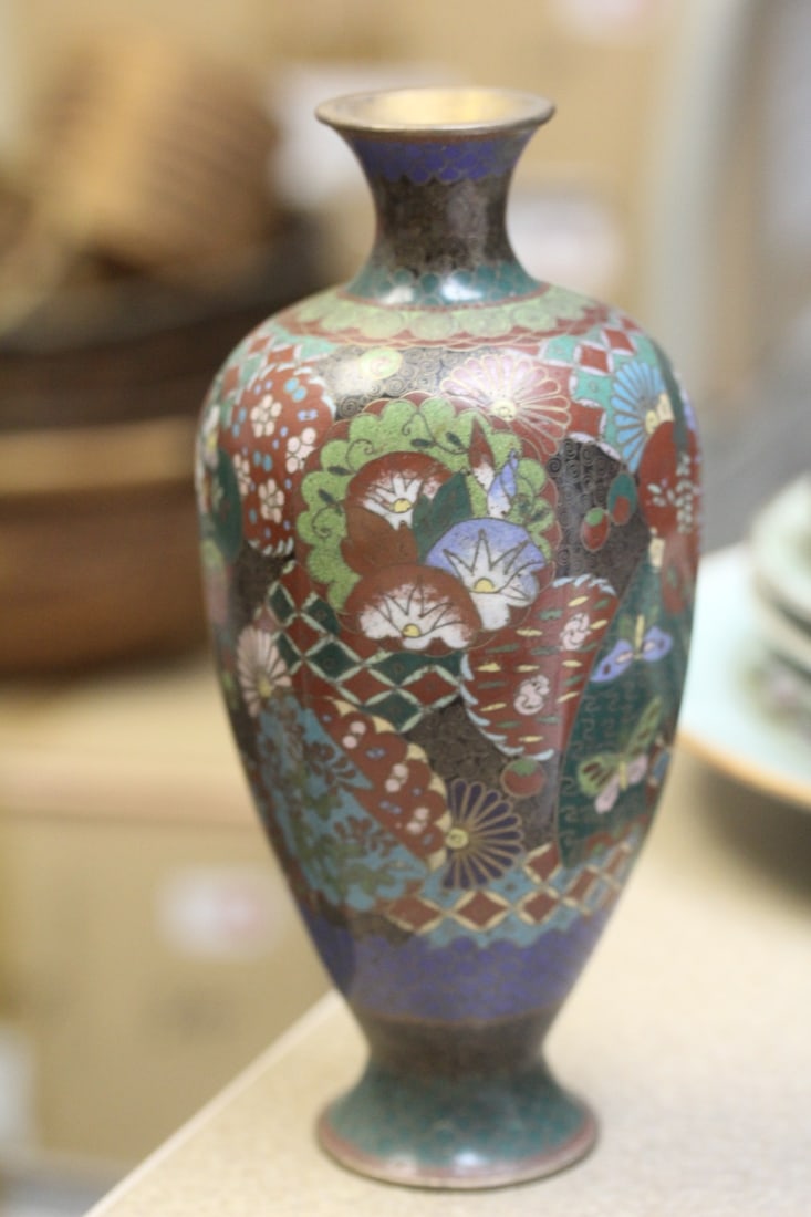 Antique Japanese Facet Cloisonne Vase - 3