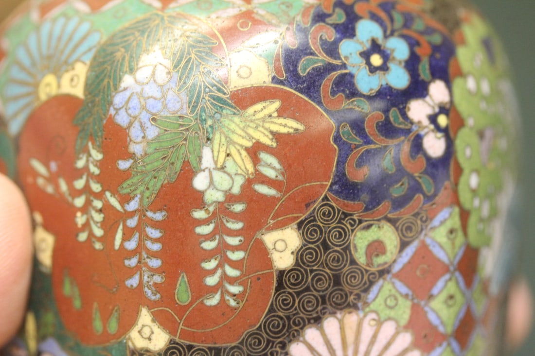 Antique Japanese Facet Cloisonne Vase - 8