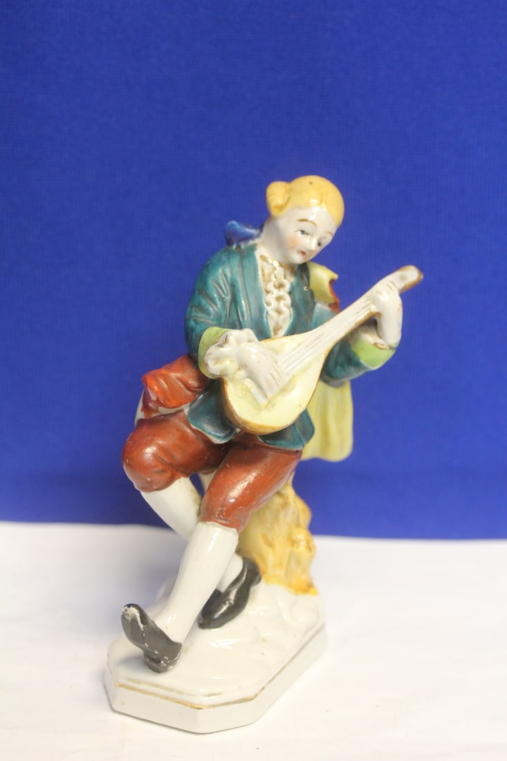 Occupied Japan Figurine - 2