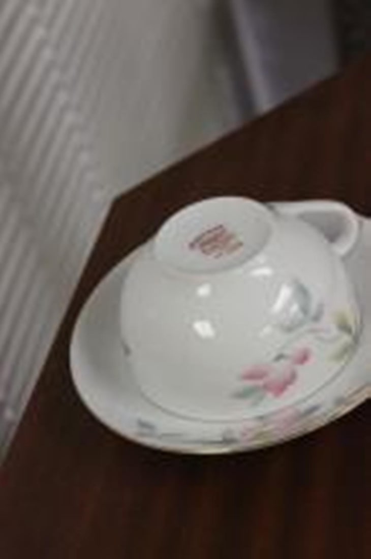 A Set of 6 Noritake Azalea Pattern Cup and Saucers - 3