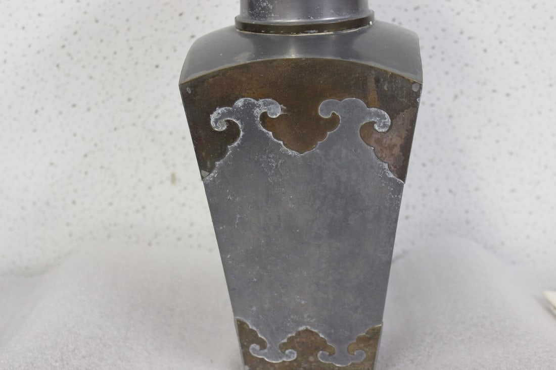 A Chinese Pewter Vase - 3