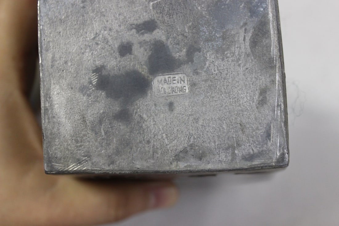 A Chinese Pewter Vase - 8